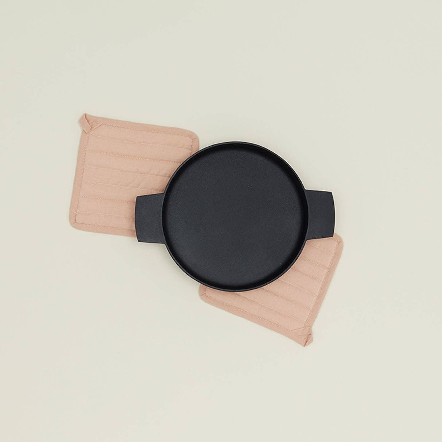 Hawkins New York - Wholesale Oven Mitt/Pot Holder - SIMPLE LINEN POT HOLDERS - SET OF 23