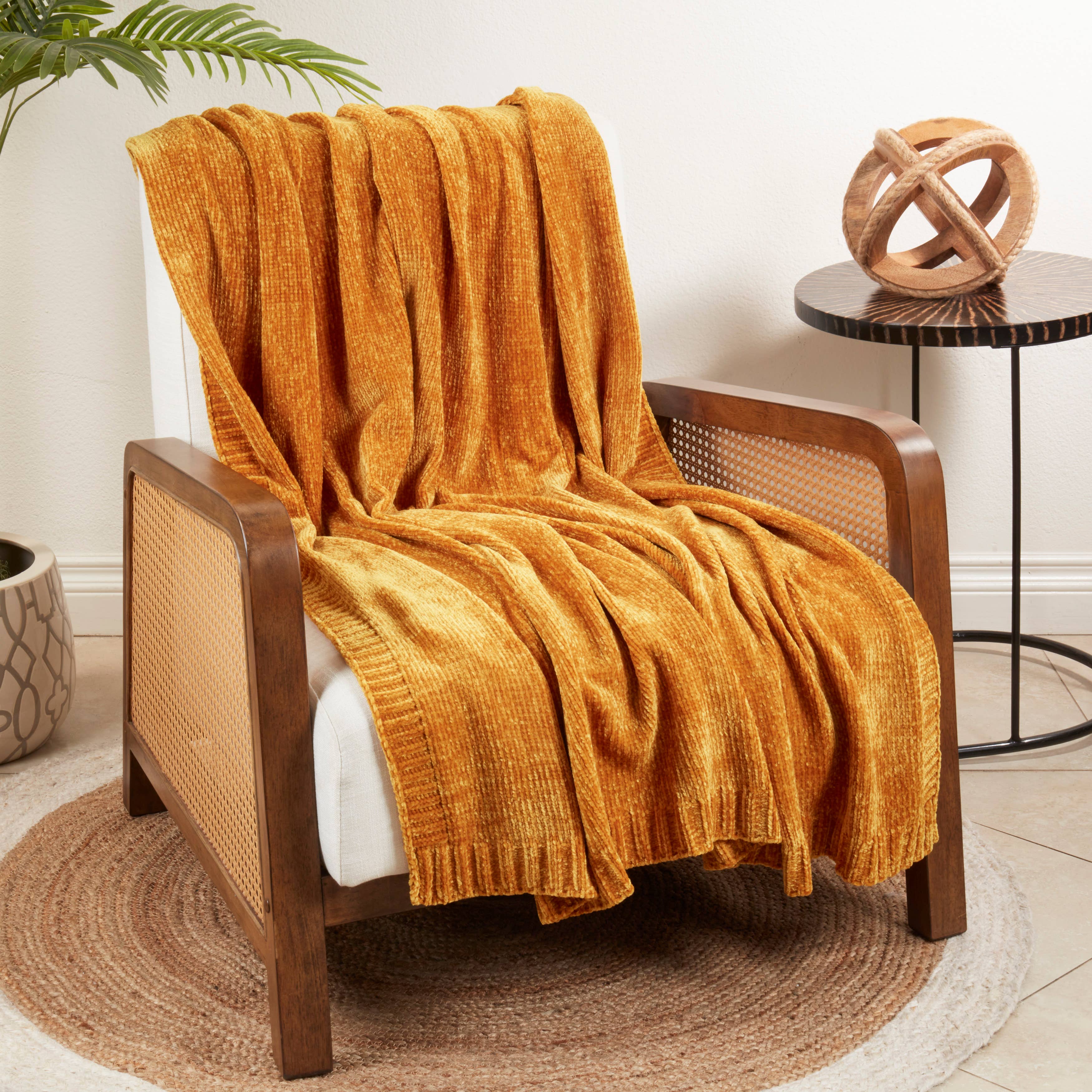 Saro Lifestyle - Wholesale Throw blanket - Warmth of Chenille Knit Throw14