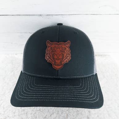 Trendy Transfers – Engroshandel Patch – Tiger Mascot Læder Hat Patch2