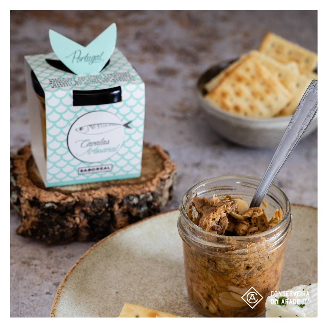 Conserveira do Arade - Wholesale Tinned Fish - Mackerel with Olives and Almonds (Saboreal)3
