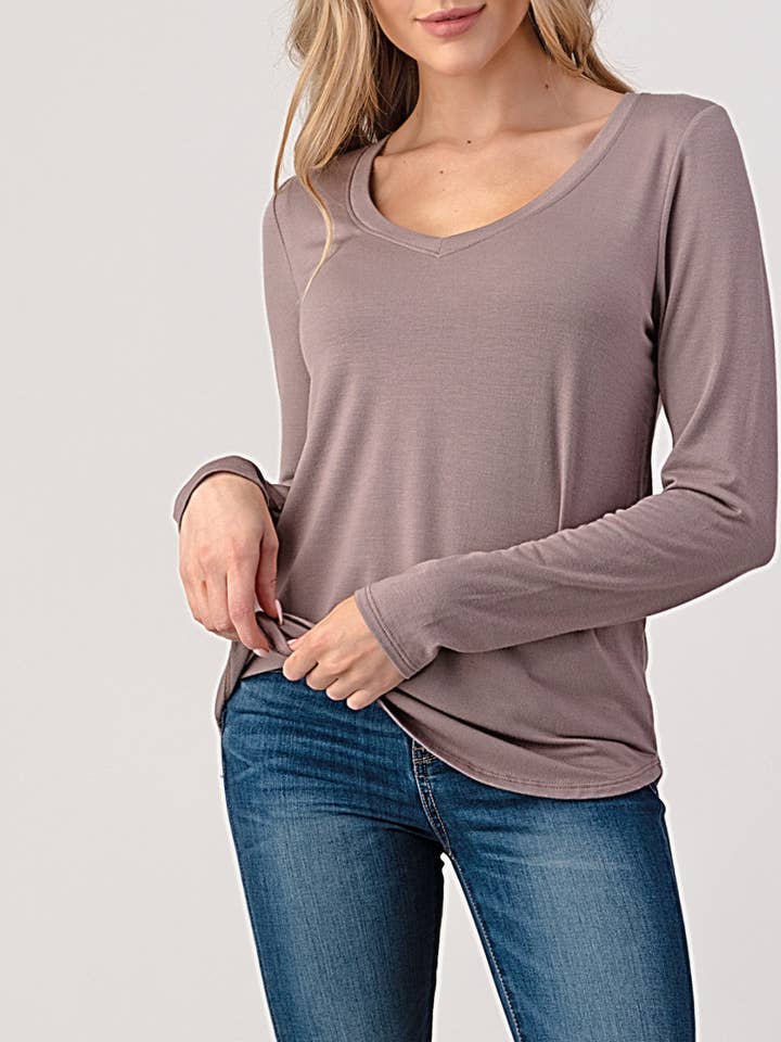 Modal langærmet T-shirt med V-udskæring og afslappet pasform, T249 for engroshandel hos Heimious