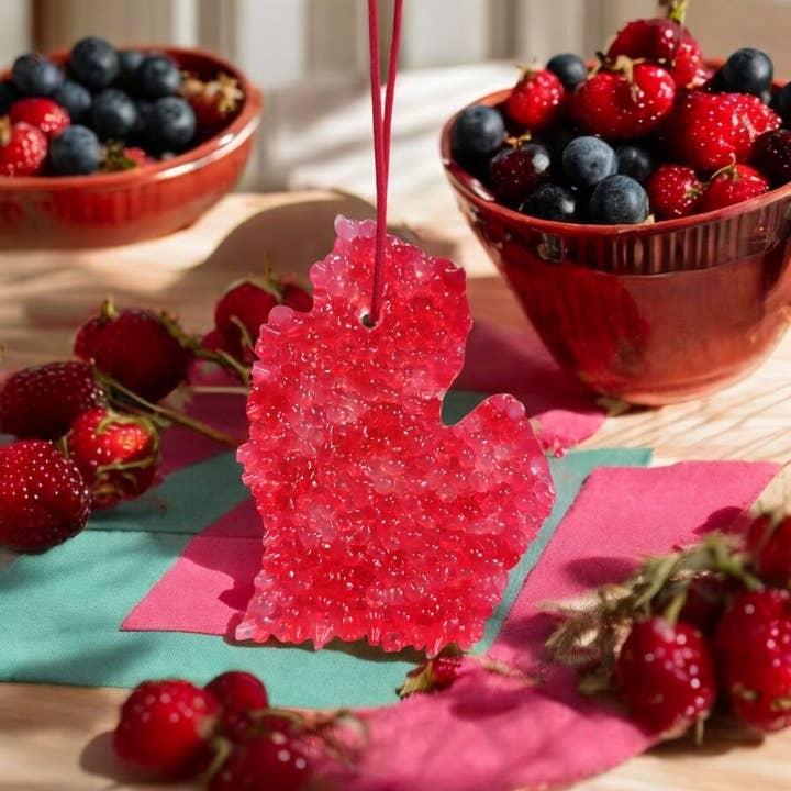 Pic's & Wic's LLC - Wholesale Car Freshener - Unisex - Strawberry Shortcake - Michigan Mitten Air Freshener