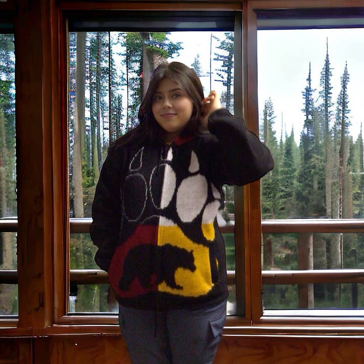 Unisex Alpaca Trui Bear Paw voor wholesale door OldTribes