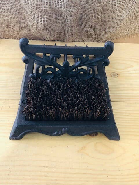 Midwest Craft House - Wholesale Shoe Horn - Unisex - RUSTIC CAST IRON BOOT / SHOE SCRAPER1