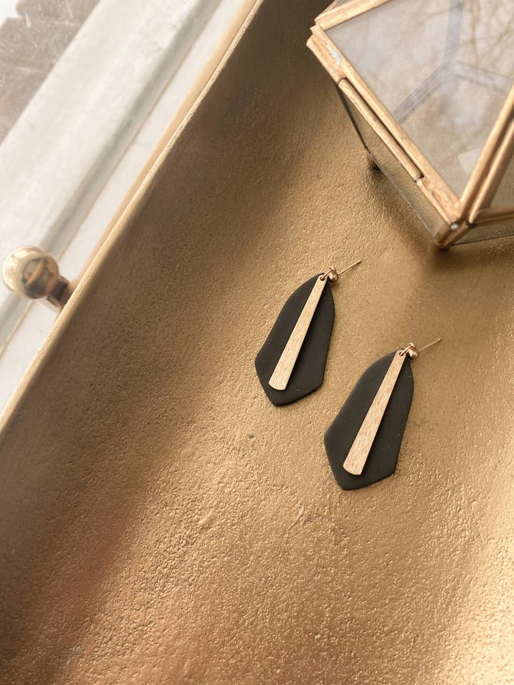 Averee em preto por atacado de Copper Stones Studio