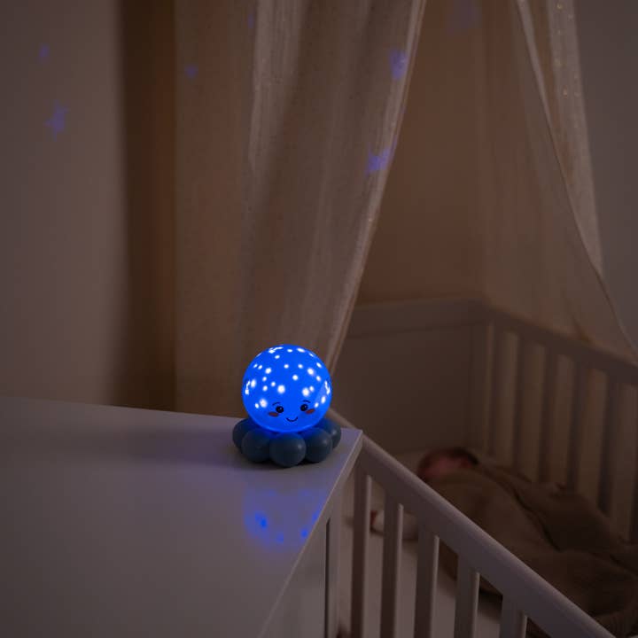 PJM Distributions - Wholesale Portable Projector - Kids - Cloud B|Twinkles To Go Octo - Blue|Projector Nightlight Toy1