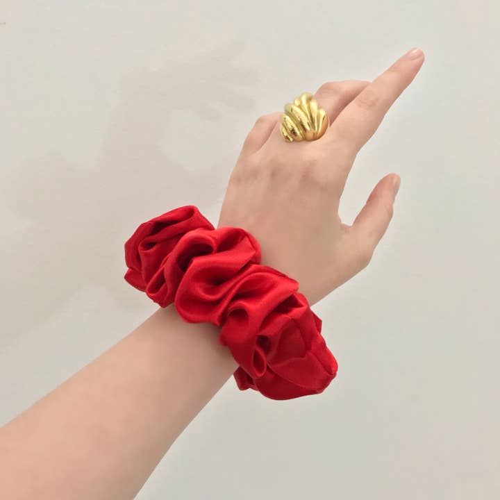 Elastico per capelli, realizzato in seta di gelso per la vendita all'ingrosso da parte di Misinda