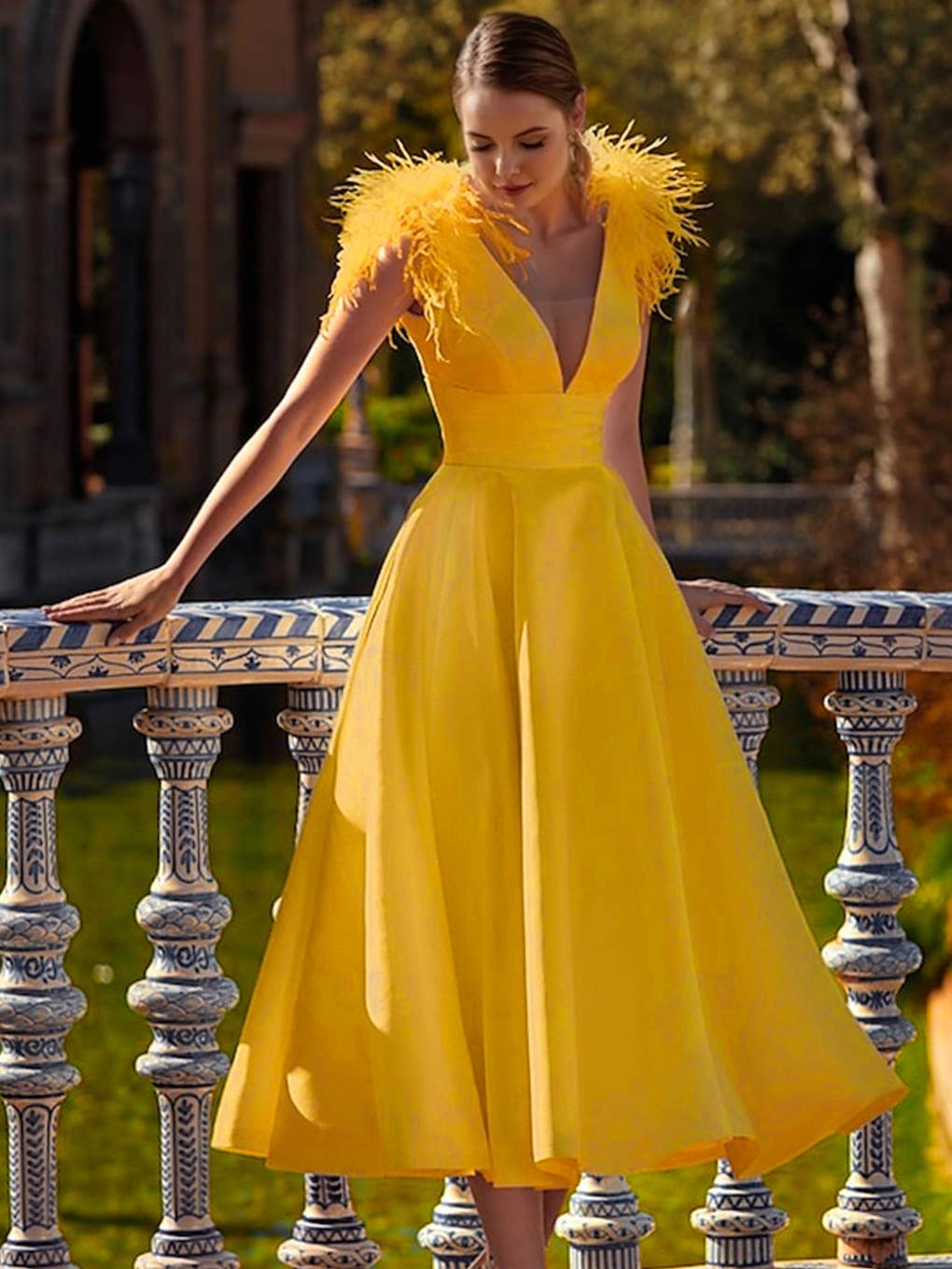YELLOW V-Neck Sleeveless Feather-Trimmed Backless Dresses For Women for wholesale on Faire