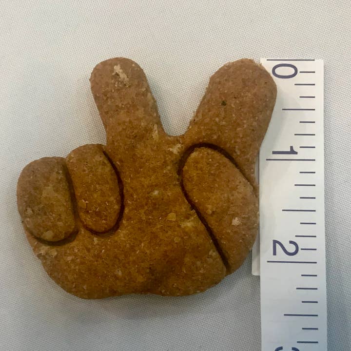 Durango Dog Co - Wholesale Pet Treats - Dog - CANINES & CARROTS Dog Treats /Singles for Impluse Buy!6