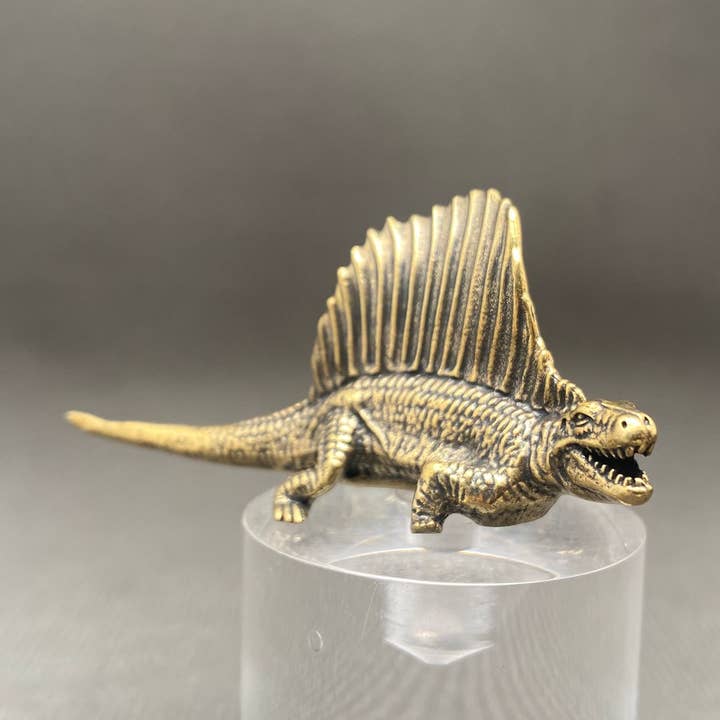 Brass Spinosaurus Crafts Desktop Ornaments Decoration for wholesale by Mio Queena