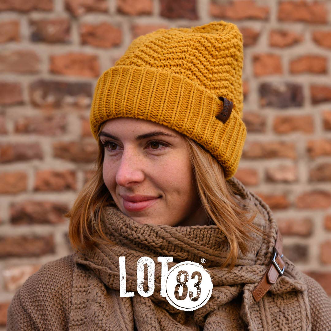 LOT83 - Wholesale Beanie - Women's - Knitted hat Sophie Ocher0