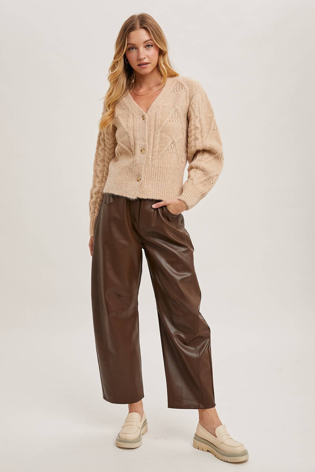 Bluivy - Wholesale Pants - Women's - VEGAN LEATHER BARREL PANTS8