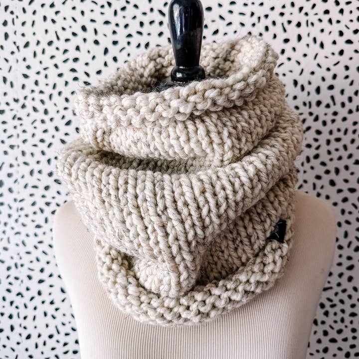 Neckwarmer in Wheat for wholesale by Nickichicki