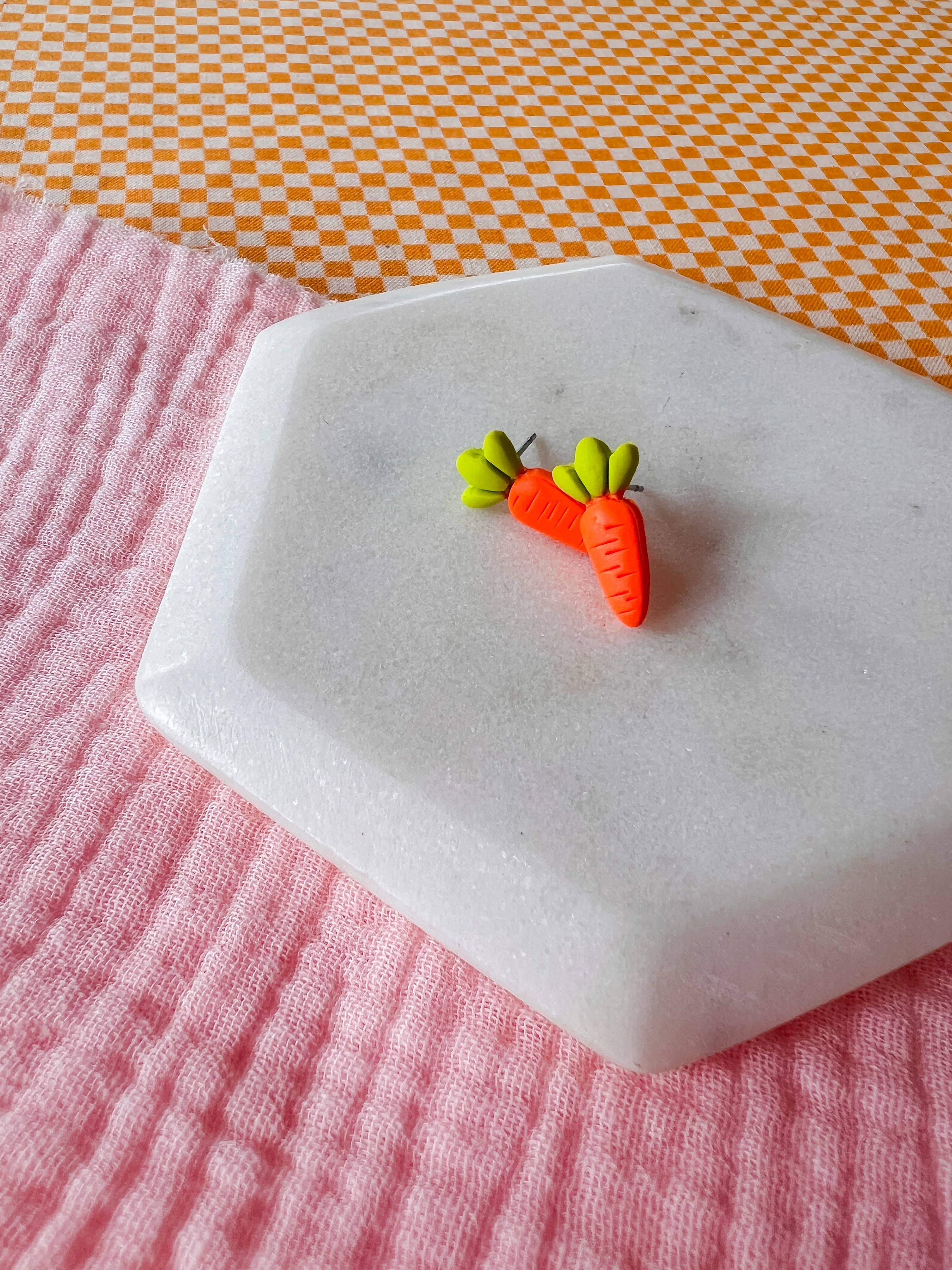 Larry’s Waffle Shop - Venta al por mayor Pendientes de botón/aretes de poste - Veggie Studs | Pendientes de arcilla7