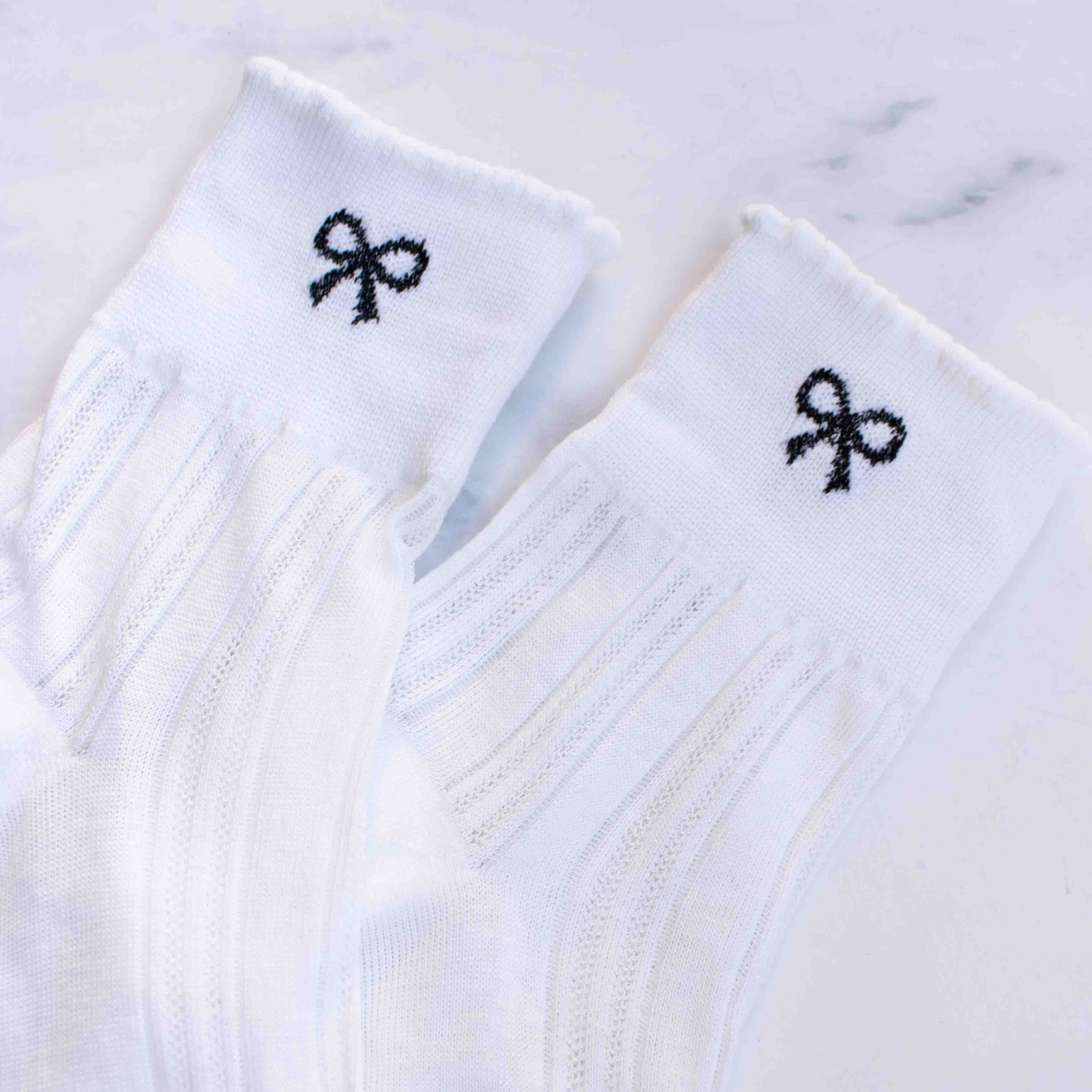 Tiepology - Vendita all'ingrosso Calzini - Donna - Calzini da donna a righe trasparenti con fiocco3