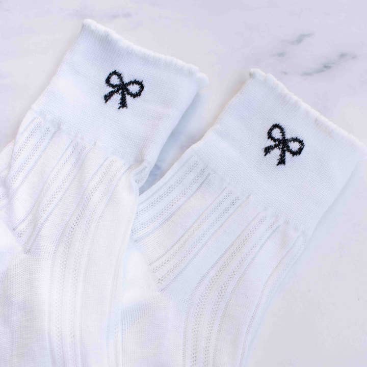 Tiepology - Vendita all'ingrosso Calzini - Donna - Calzini da donna a righe trasparenti con fiocco3