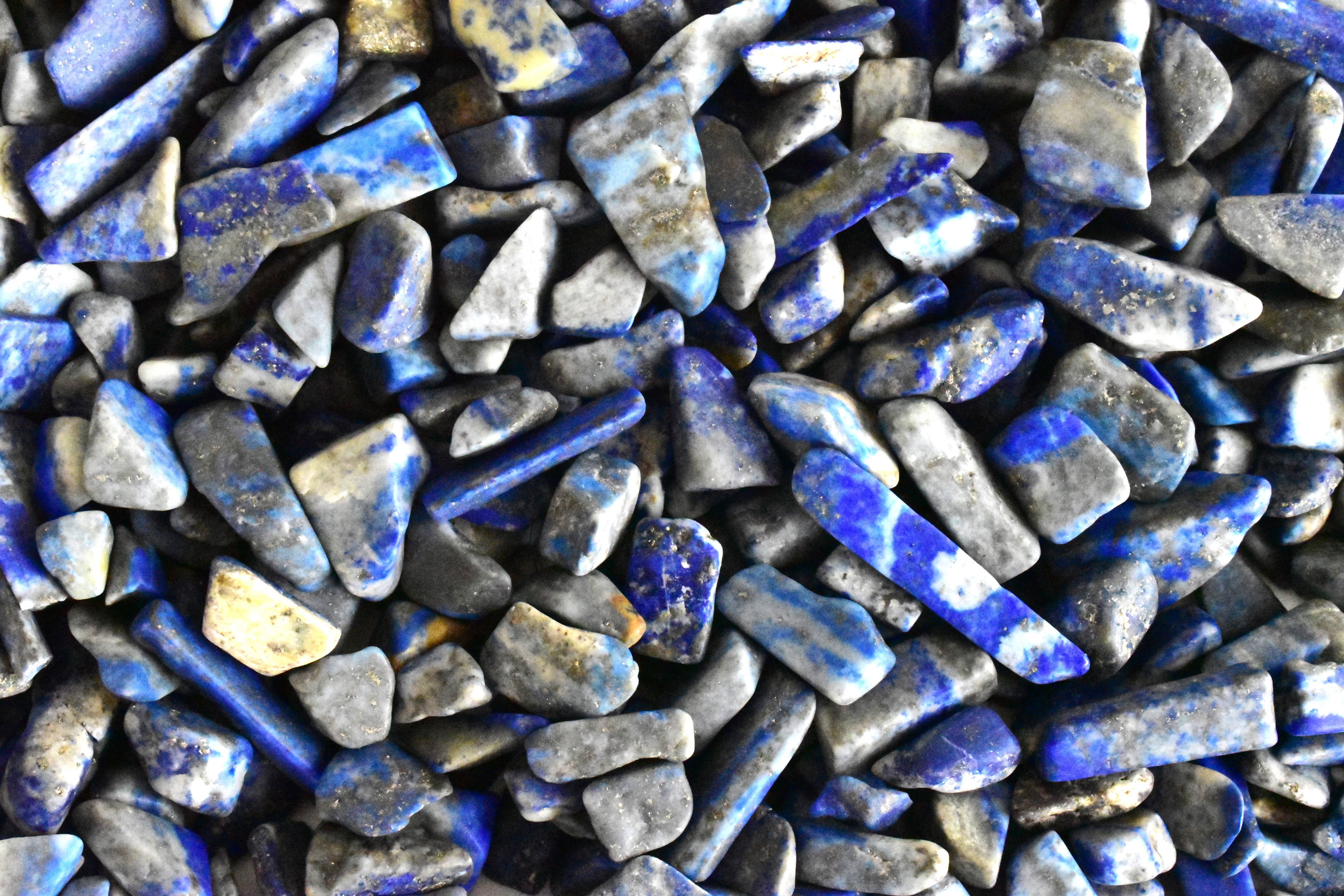 Soothing Crystals - Wholesale Spiritual Stone/Crystal - 100g Healing Gemstone Chips | Lapis Lazuli | Raw Chips2