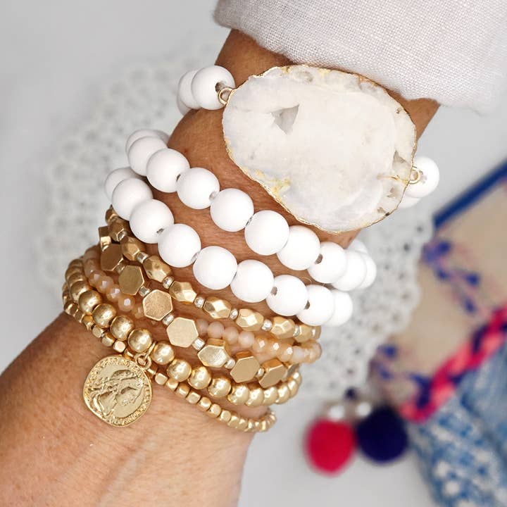 PennyLine inc - Vente Bracelet de perles - Pile de bracelets Boho avec une pièce en or usé