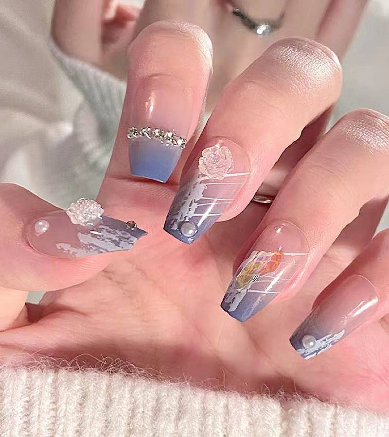 Kids Charm Online - Wholesale Press-On/Fake Nails - BEAUTIFUL WOMEN NAIL SET / 5 PIECE NAIL KIT. CHOOSE YOUR FAV0