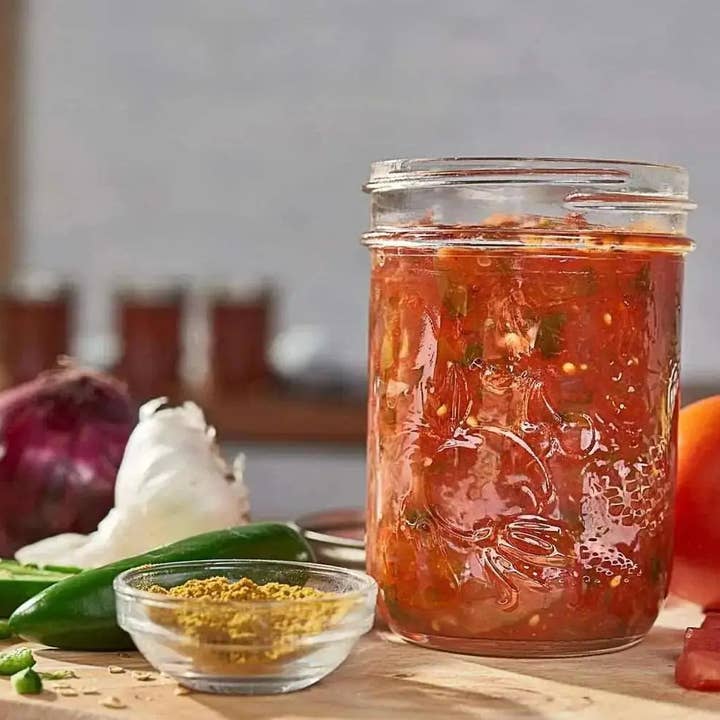 MK Smith's Shop - Wholesale Jar - Bernardin Regular Mouth Mason Jars-Box of 12, 500ml, Clear