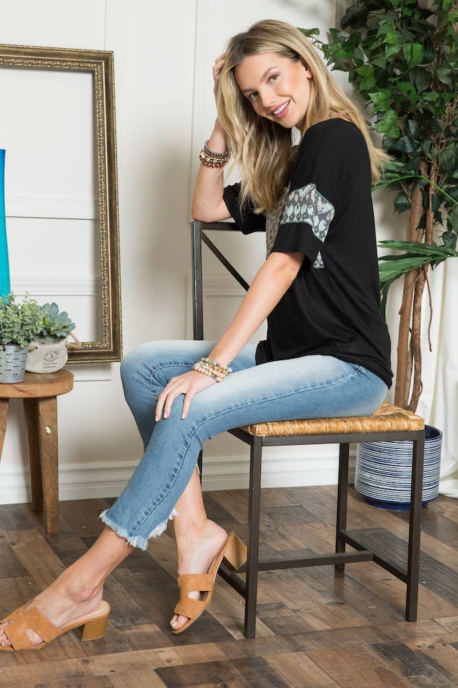 Celeste Clothing - Wholesale T-Shirt - Women's - LEOPARD PRINT OVERSIZED T-SHIRT -CT43705B4