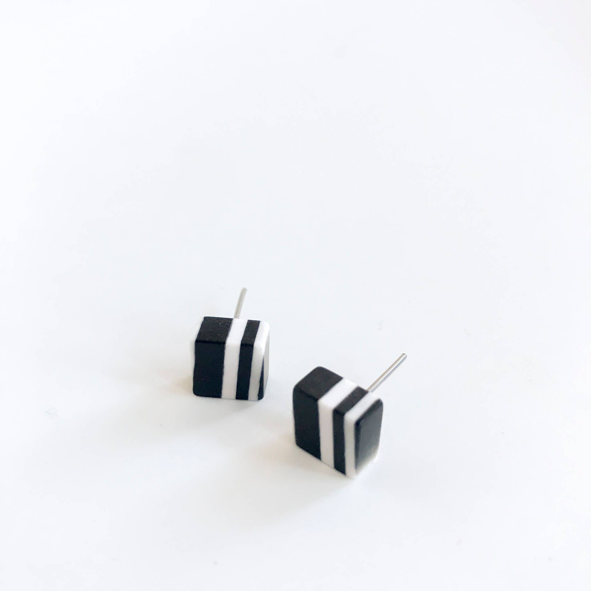 Belart Fair Trade - Wholesale Stud/Post Earrings - Poly-Resin Square Mosaic Stud Earrings - Mini3