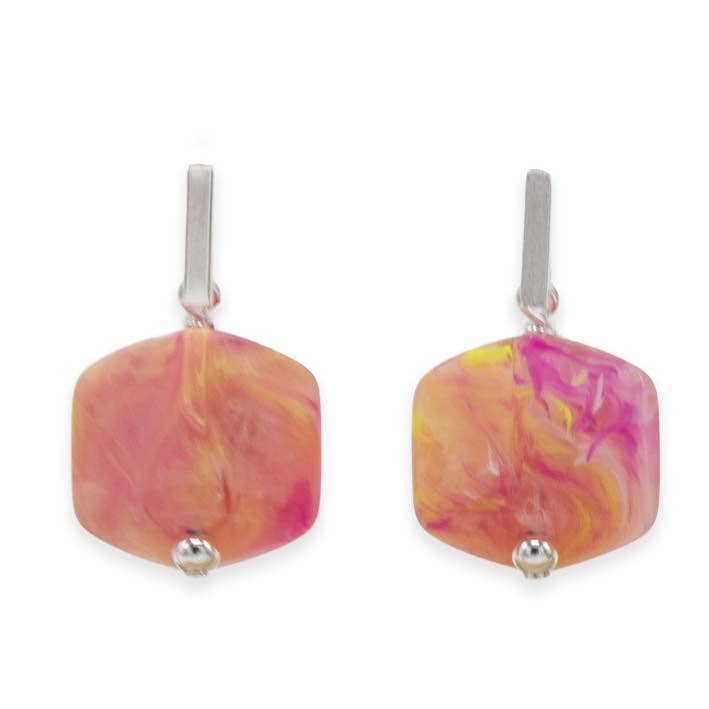 Brincos com 1 mini Cubo Happy por atacado de FATES, style with a story