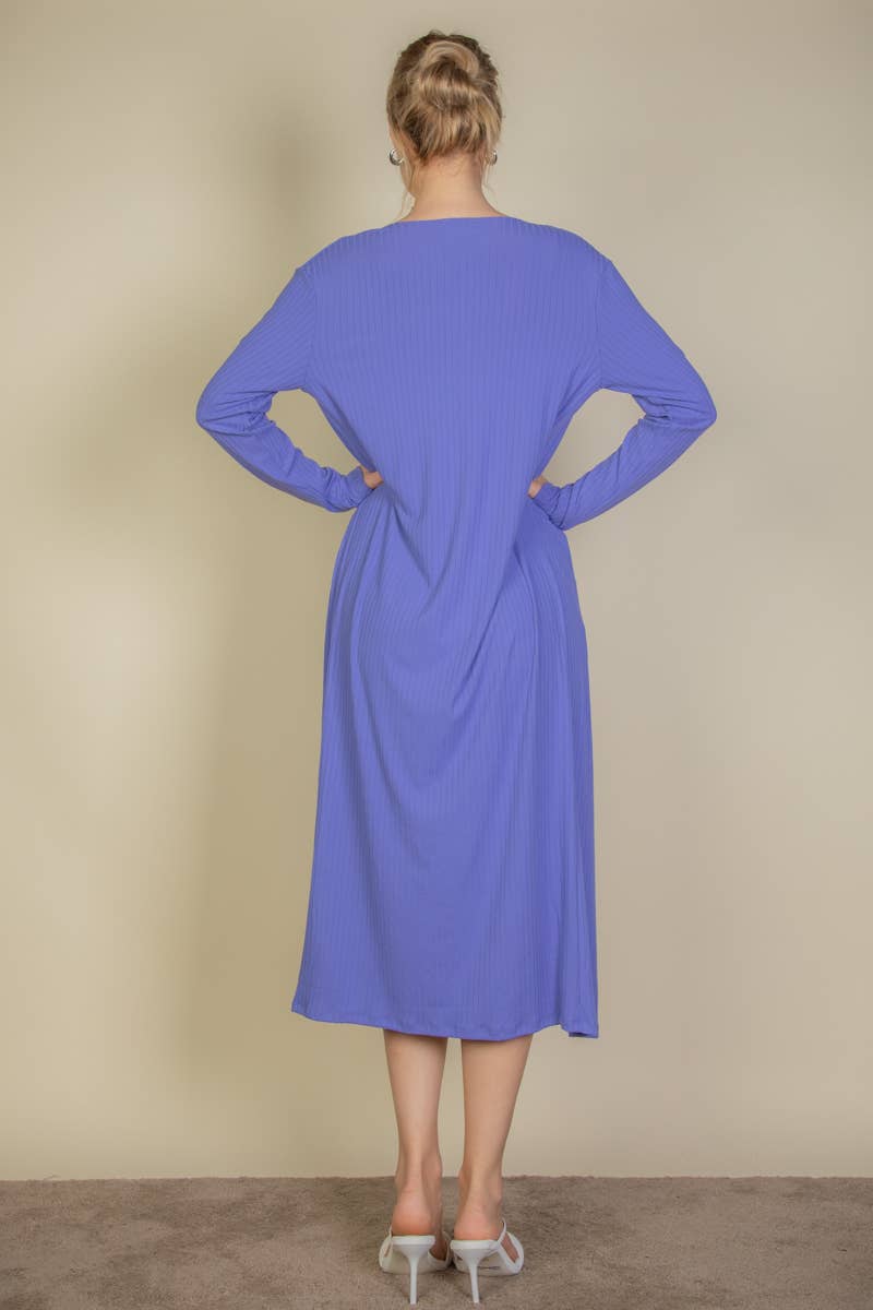 CAPELLA APPAREL – Vestido - Mulher por atacado – Conjunto CAPELLA APPAREL: Cardigan canelado e vestido midi justo com alças finas10