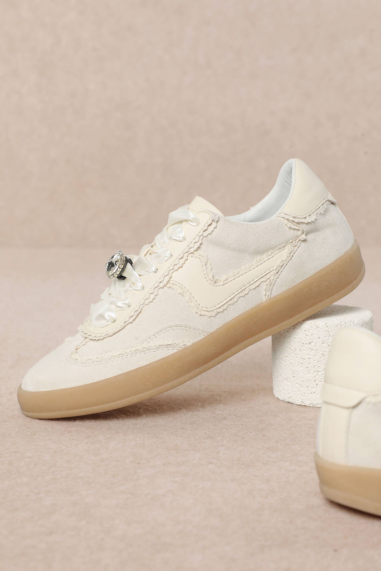 Mis Jes - Wholesale Lifestyle Sneakers - Women's - MX-DESTINY69