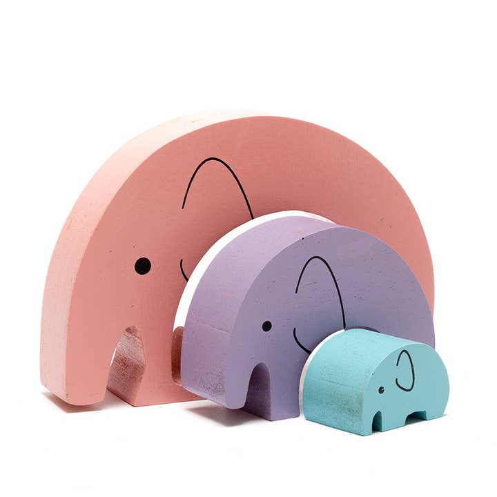 Træ elefant legetøj pastel, Fair Trade håndlavet for engroshandel hos Best Years Ltd