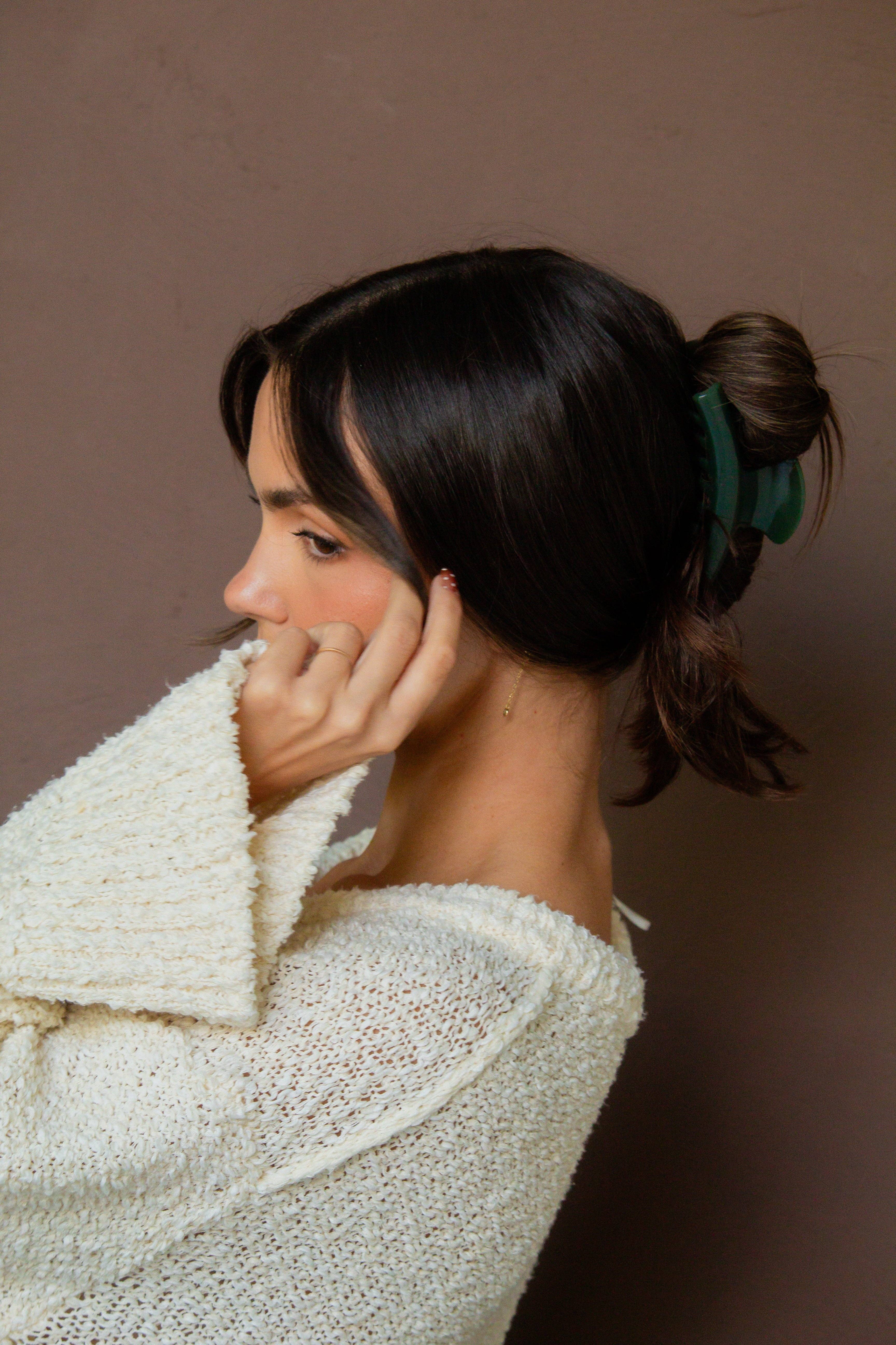 Shop Andi - Wholesale Hair Clip - Women's - Fall Curved Claw Clip5