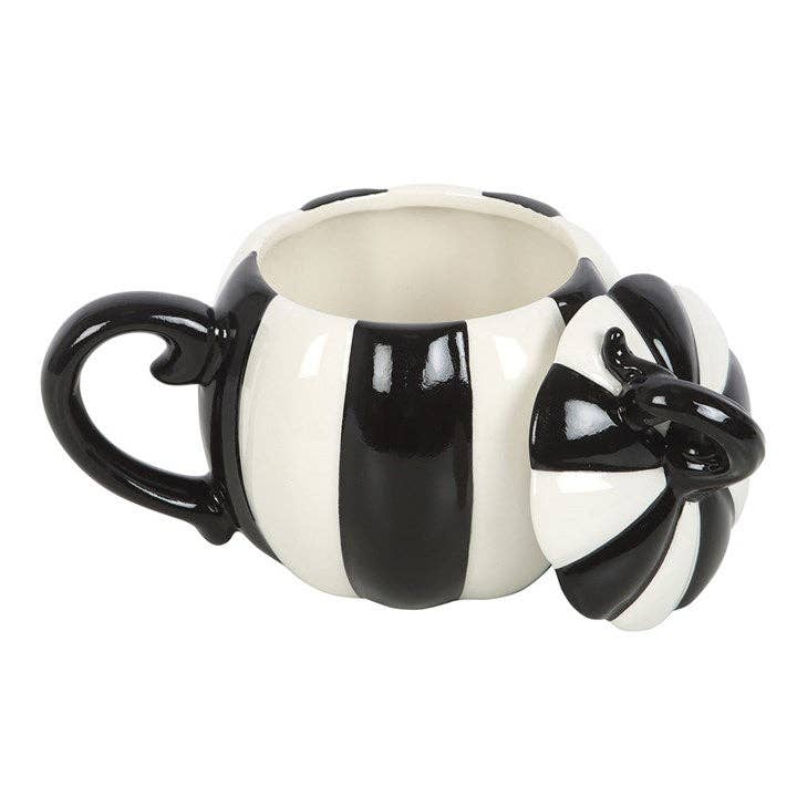 Something Different Wholesale – wholesale Coffee mug – Black and White Striped Lidded Halloween Pumpkin Mug2