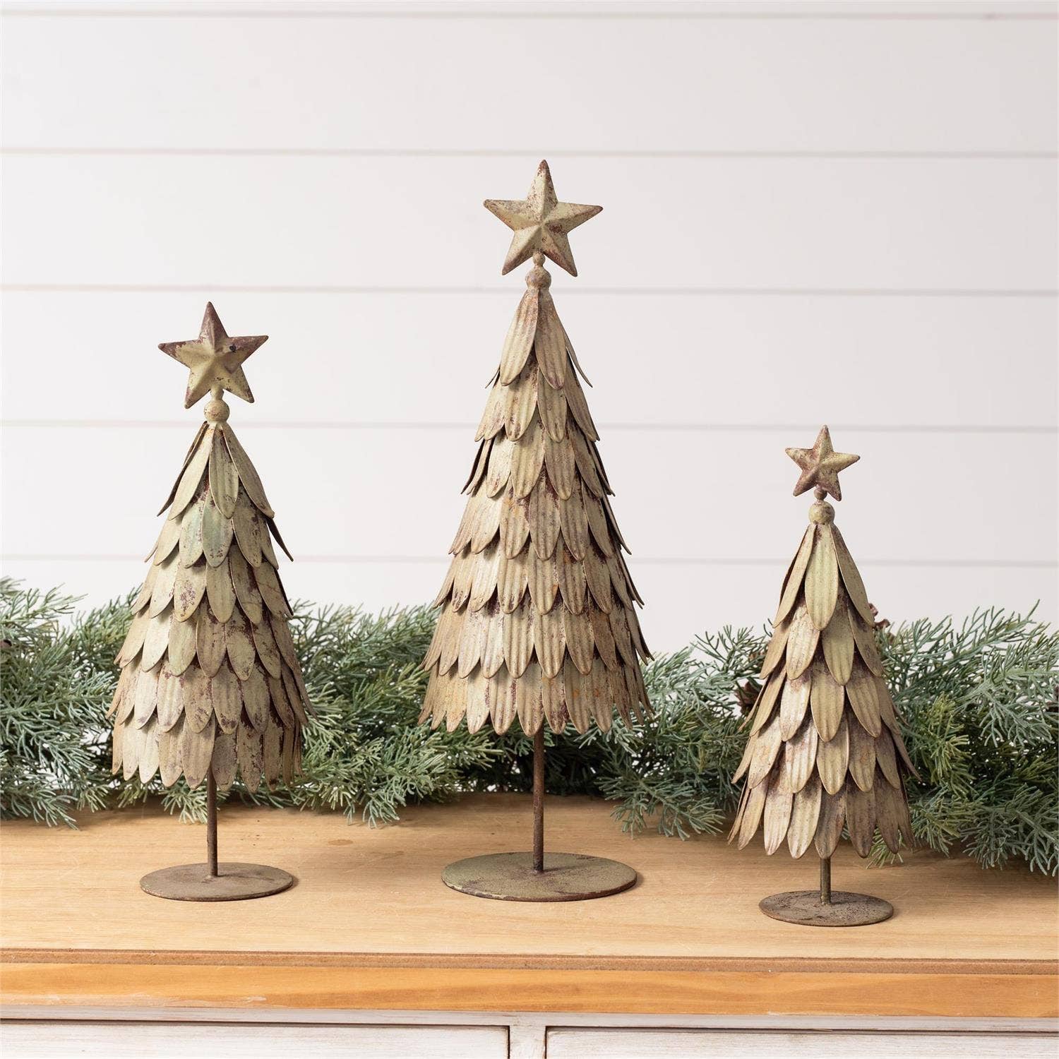 Audrey's Home & Gift - Wholesale Christmas Decoration - Vintage Green Metal Christmas Trees (Set Of 03)1