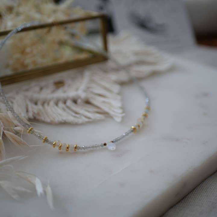 GINANDGER – wholesale Beaded/pearl necklace – NECKLACE DEVAK LABRADORITE AND MOONSTONE5