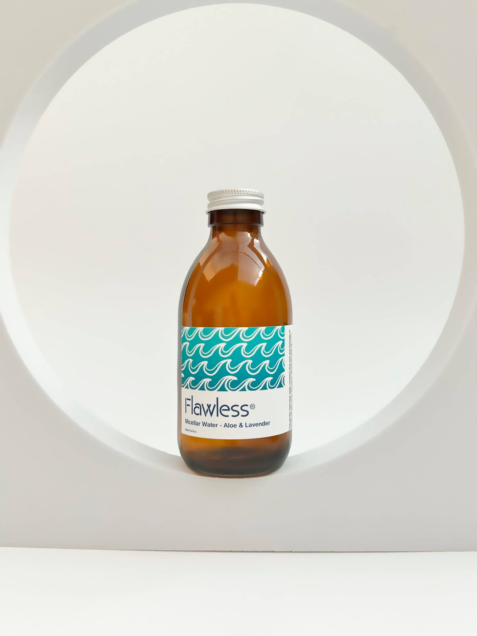 Flawless - Wholesale Facial Cleanser - Micellar Water Facial Cleanser - Aloe and Lavender4