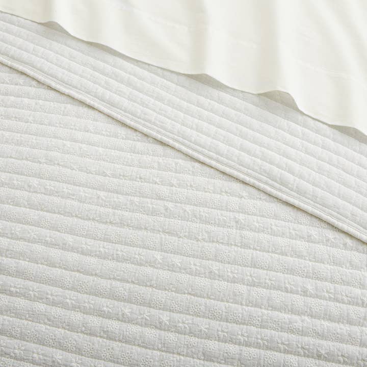 Levtex Home - Wholesale Bedding Set - Eyelet Cream Quilt Set