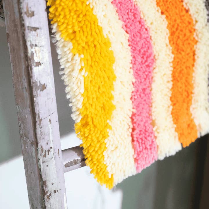 Craft Club - Wholesale DIY craft kit - WHIRL & WAVE BRIGHTS - Rug Making Kit7