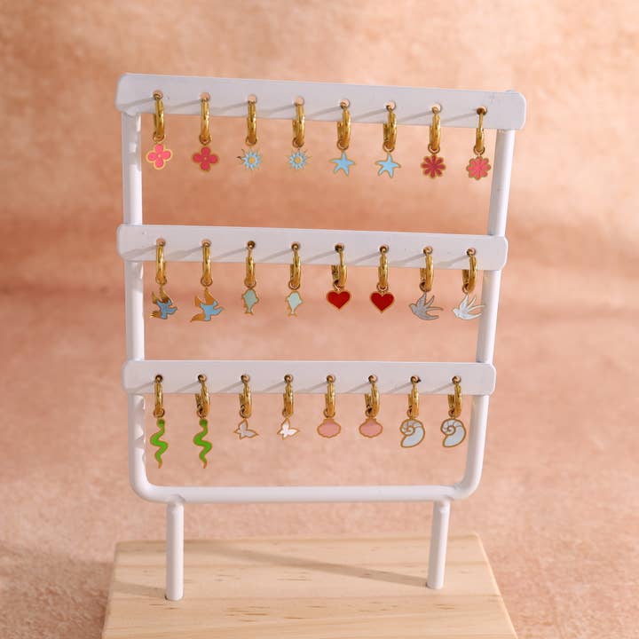 Satz von 12 Mini-Creolen mit Anhängern für den Großhandel von JOYA