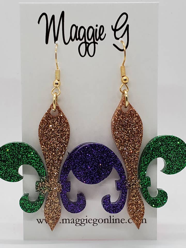 Fleur de Lis/Mardi Gras/Boucles d'oreilles en résine faites main pour la vente par Maggie G