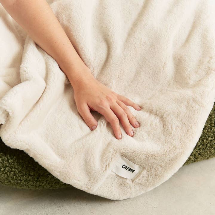 CAFIDE - Wholesale Pet Blanket - Dog - Light Beige Hair Effect Dog Blanket, Toia