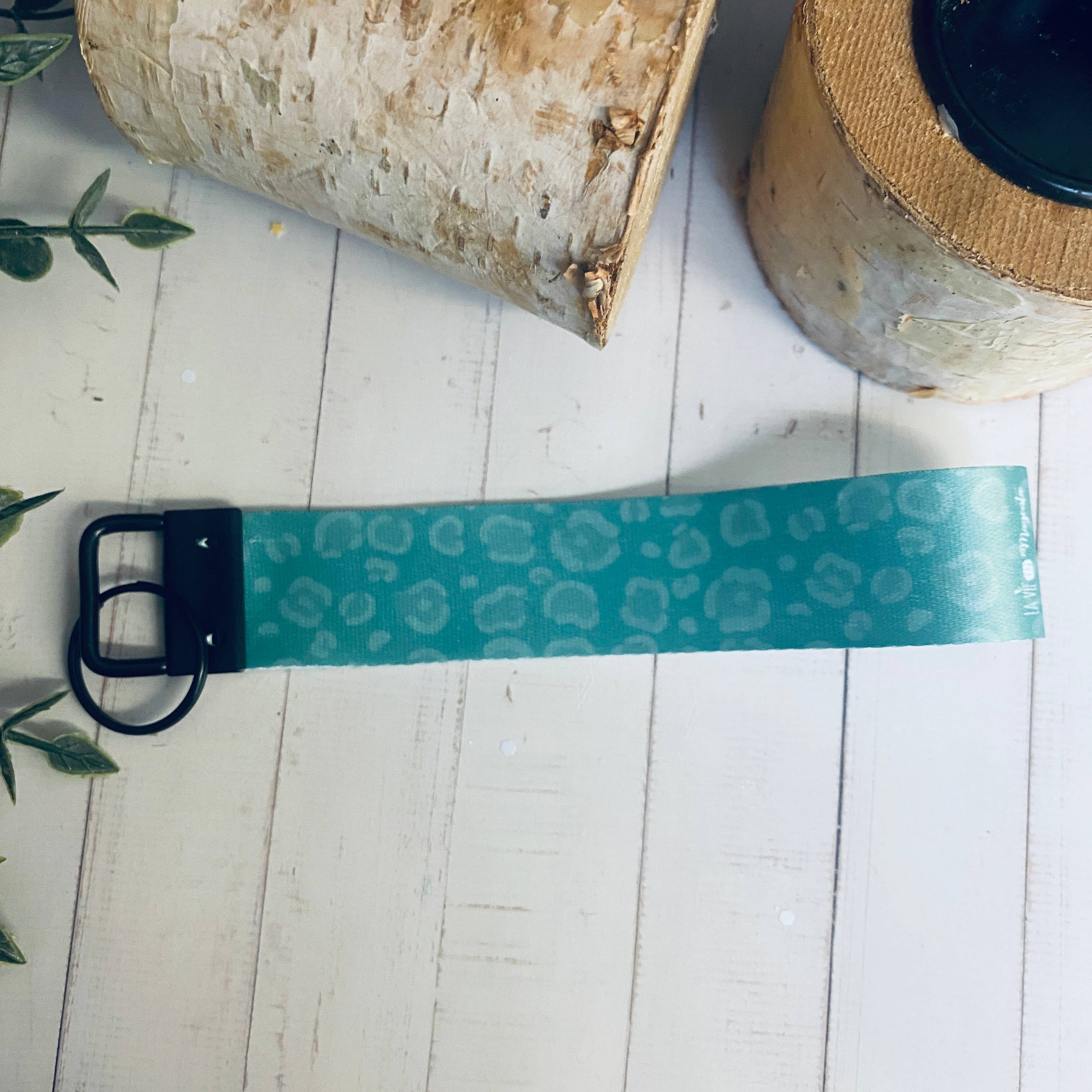 La vie en magenta - Wholesale Keychain - Women's - Colorful lanyard keychain humor and tenderness-best friend1