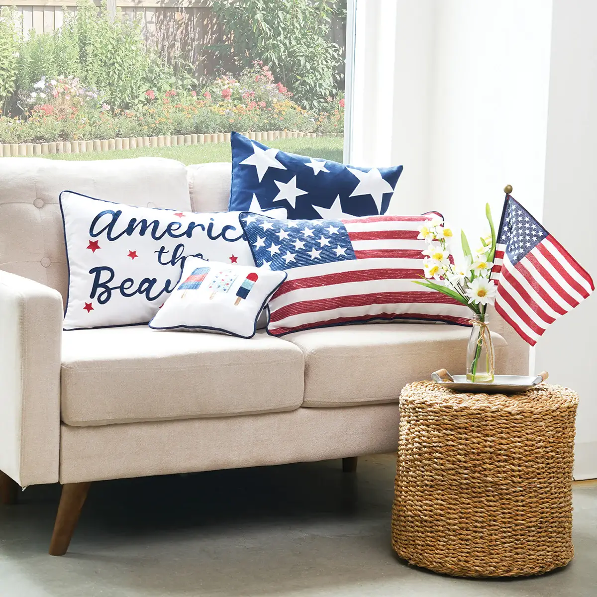 C&F Home - Wholesale Throw/Decorative Pillow - Patriotic 3 Popsicles 4th Of July Throw Pillow1