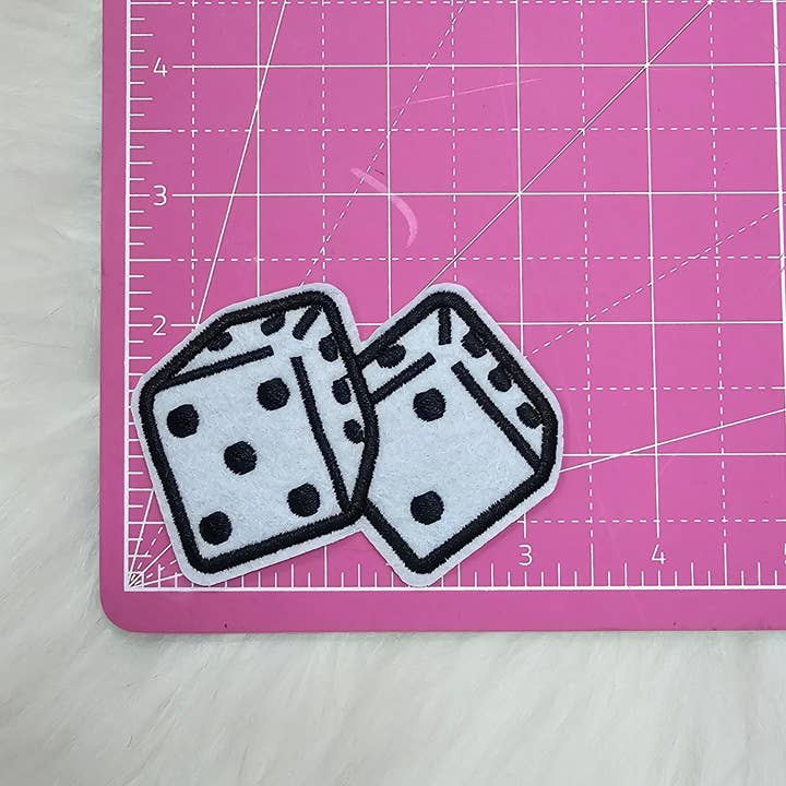 Scratch Decor - Wholesale Patch - Rolling Dice Embroidery Iron On Patch1