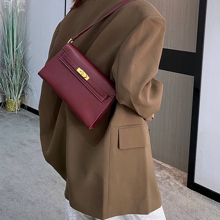 Sook Stainable – wholesale Axelremsväska – Dam – Äkta läder kuvert axelväska med metallförslutning11