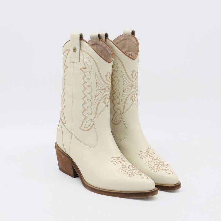 Unstoppable western cowboy boot off white leather women shoe for wholesale on Faire