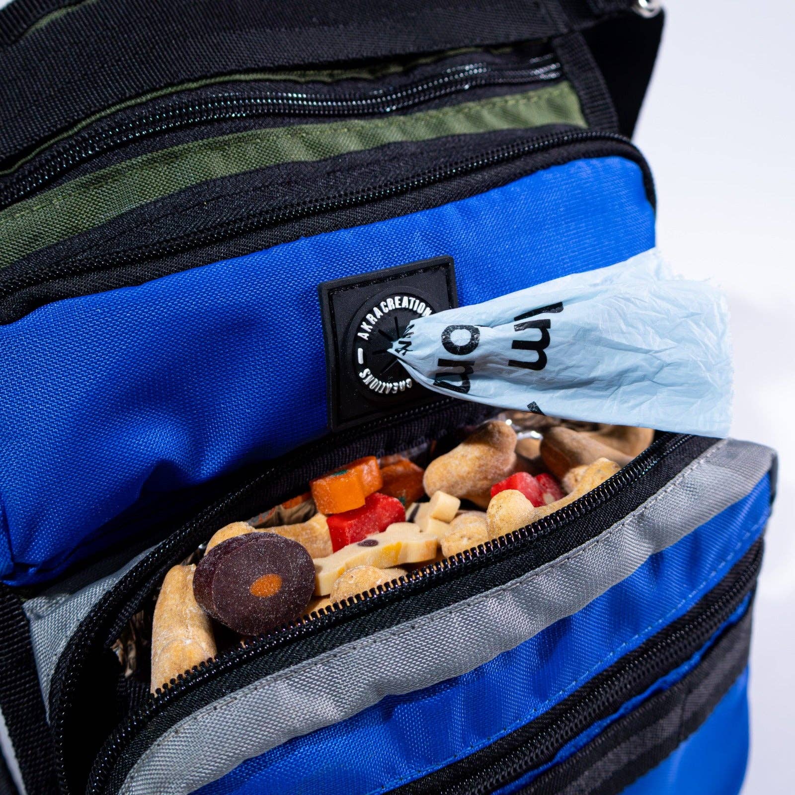 AkraCreations - Wholesale Pet Treat Bag - Dog - Slim Fit Thigh Treat Bag – Dog Training Pouch11