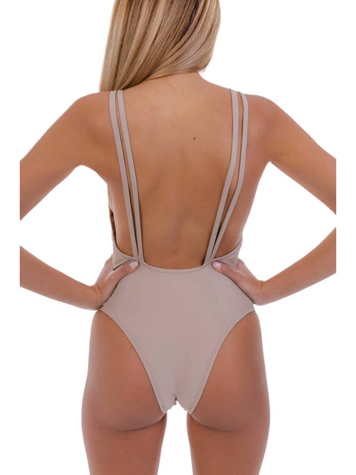 Beige Ocean V5 for wholesale on Faire2