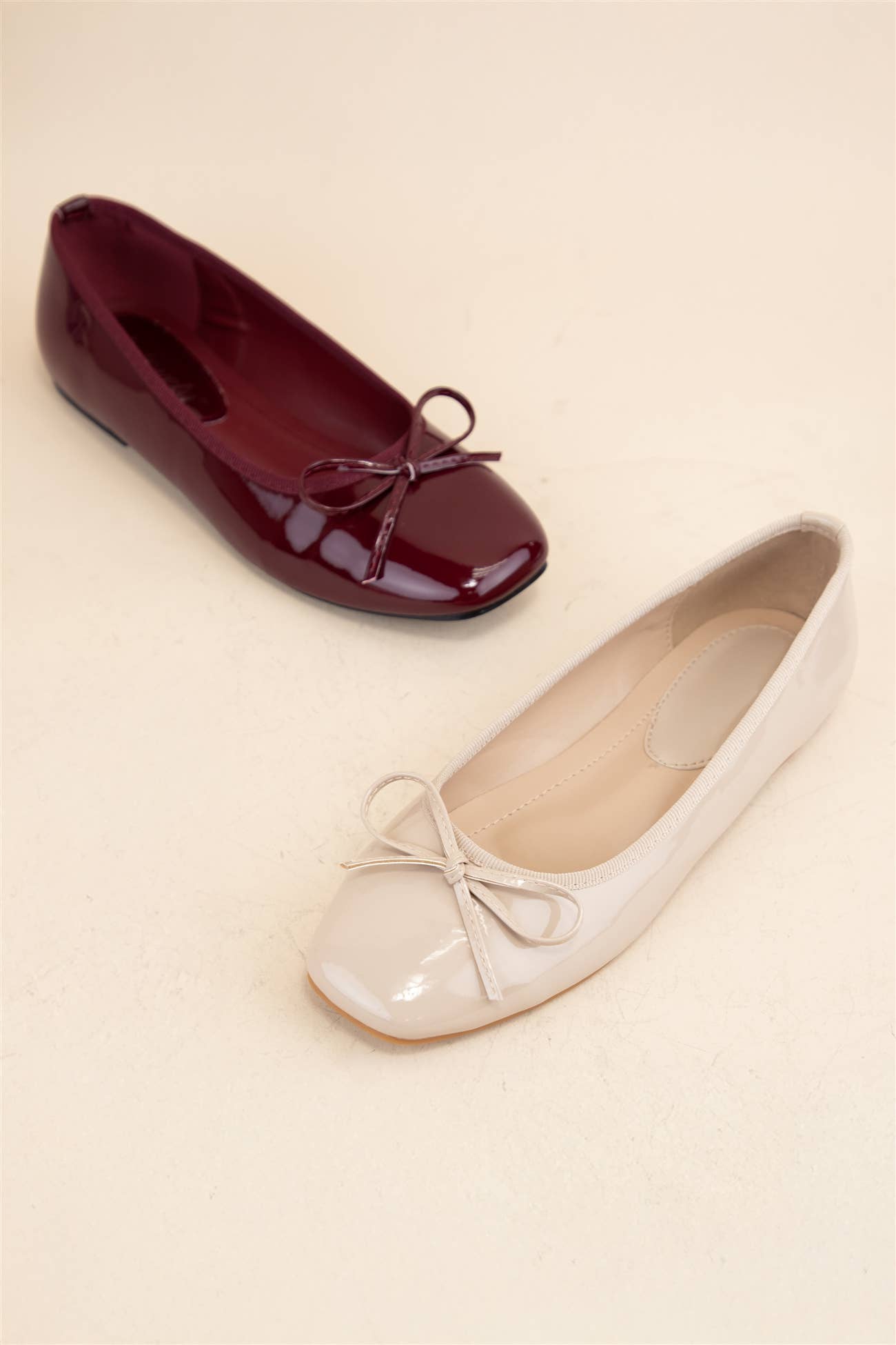 Oliccui - Wholesale Flats - Women's - BOW EMBELLISHED SEMI-SQUARE TOE BALLET FLAT