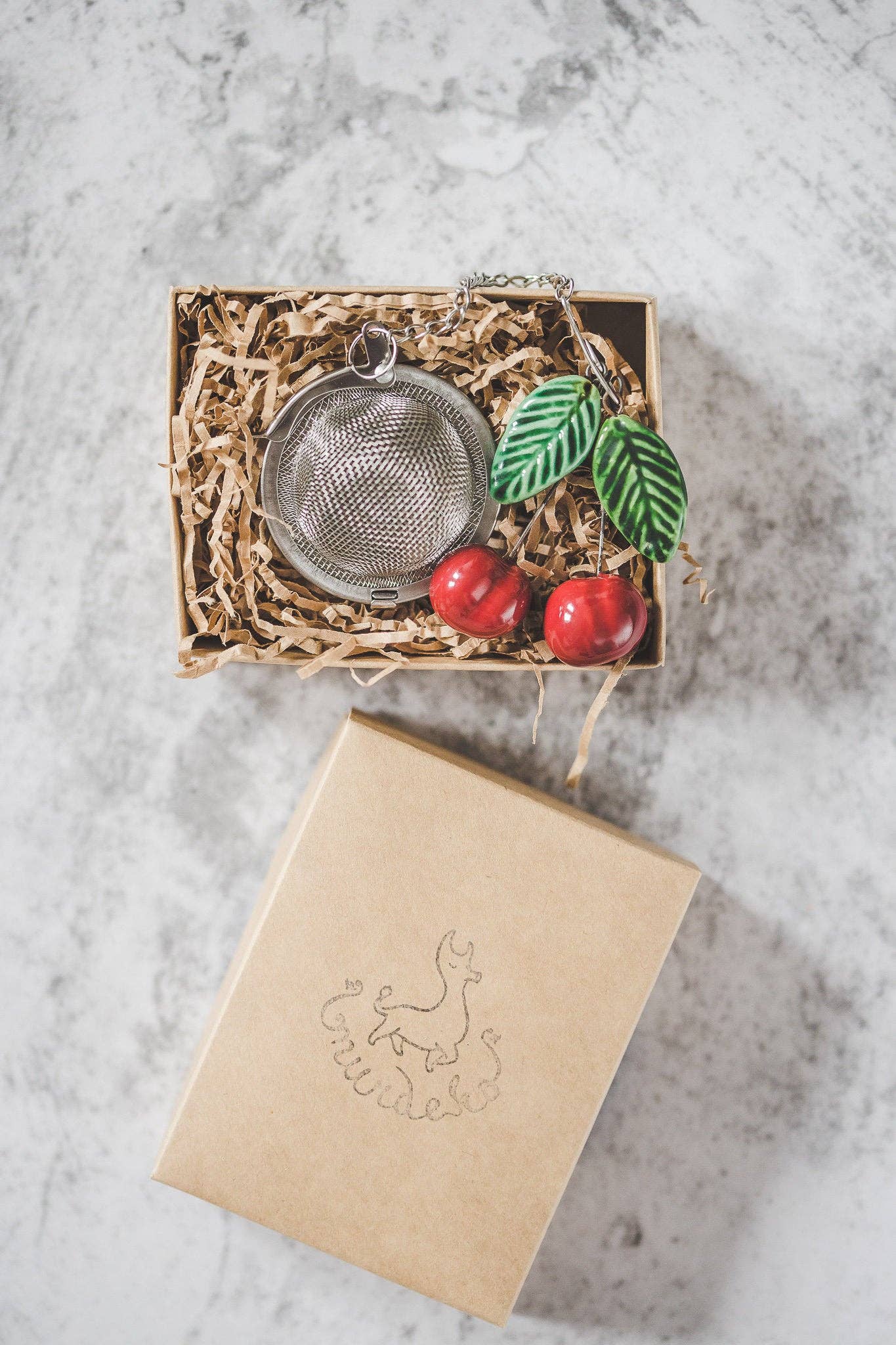 Danutė Murauskienė - Wholesale Tea Strainer/Infuser - Tea infuser with cherries1