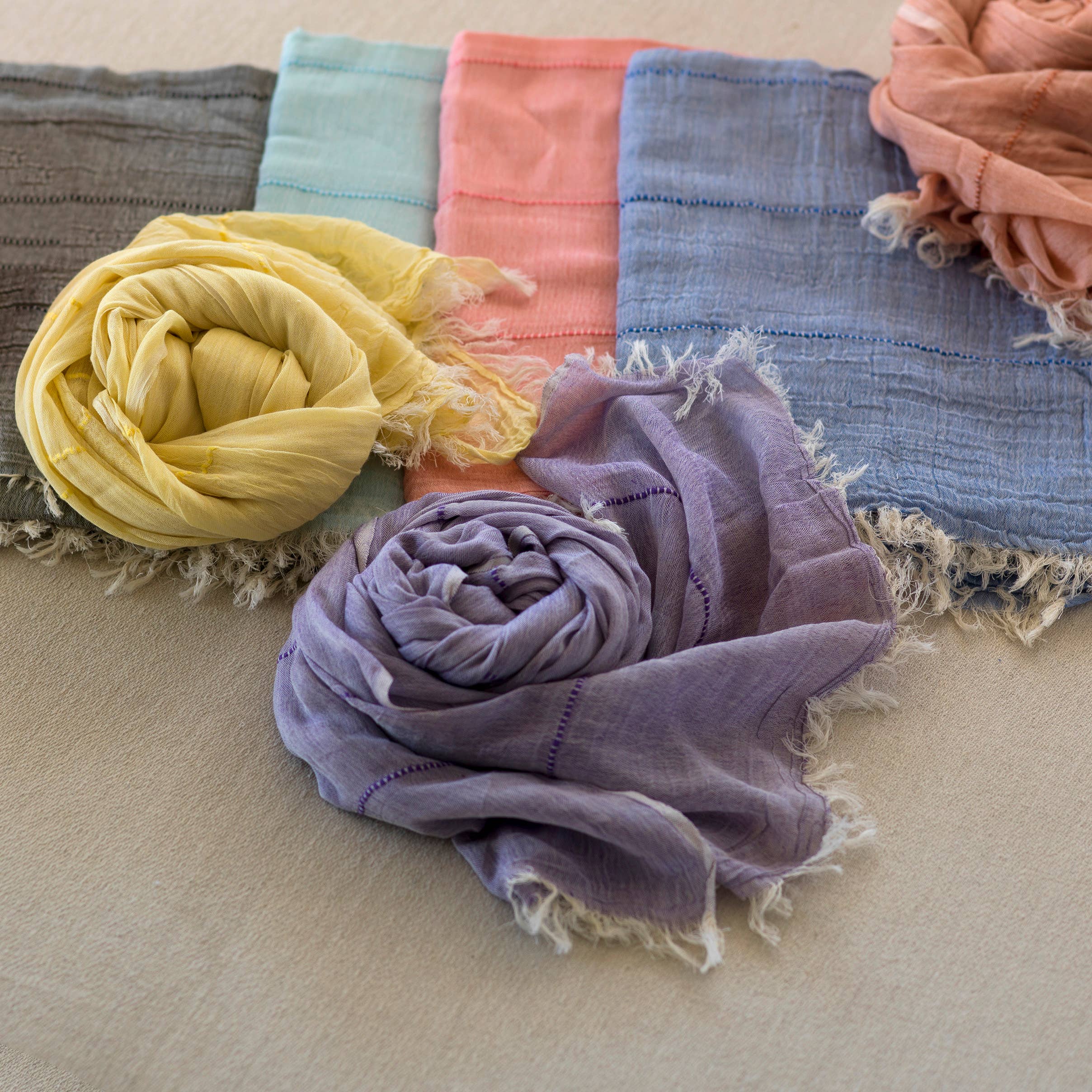 loom.ist - Venta al por mayor Bufanda - Mujer - Pañuelo de Gasa Helen11